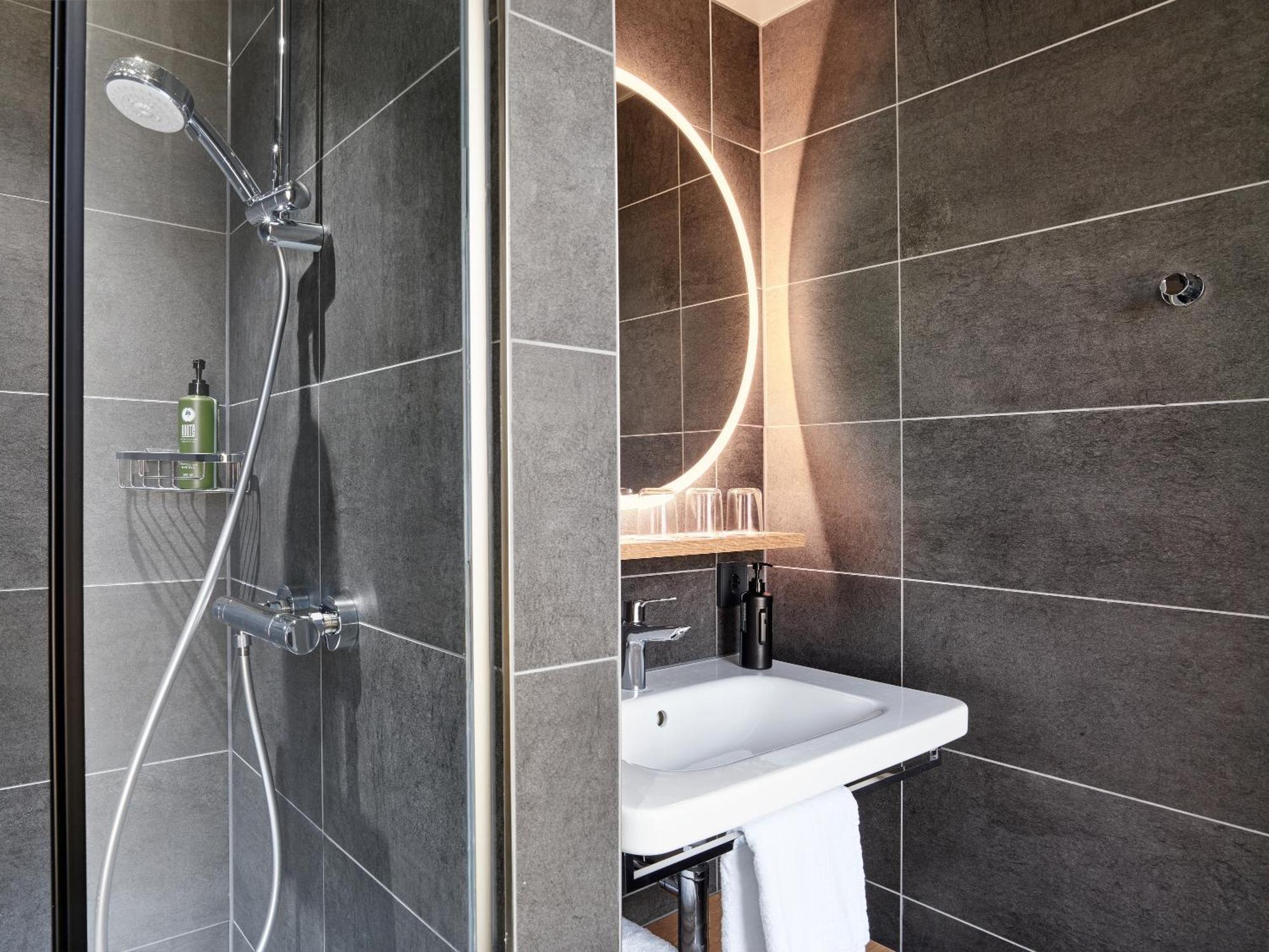 H2 Hotel Sarrebruck Extérieur photo